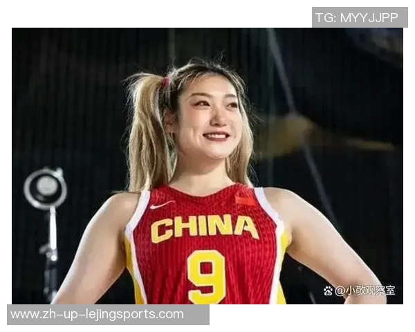 李梦换苹果最新款手机，时隔10天更新社媒，真尴尬宫鲁鸣了！